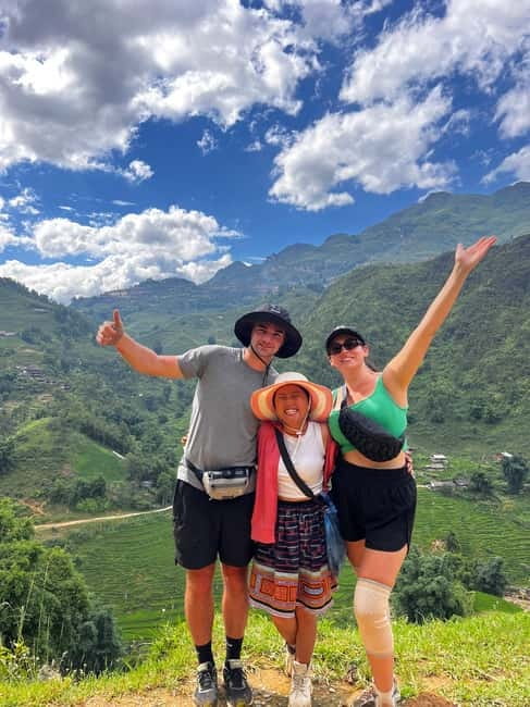 Ha Noi-Sapa Authentic Trek & Homestay wih hmong women (2D1N) - Getting from Hanoi to Sapa: early pickup, no loose ends