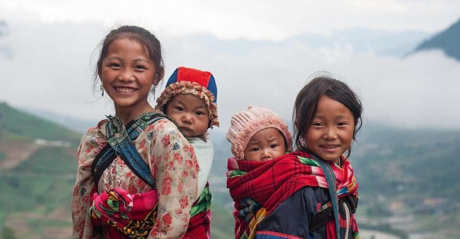 Hanoi: 3-Day Sapa Trek with Homestay - Day 2: Hmong terraces at Y Linh Ho, then Lao Chai to Ta Van homestay