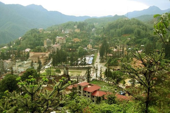 Hanoi-Sapa Trek 2 days 2 nights and Homestay with small group - Guides Matter: Zua and Khu Make Village Stops Make Sense