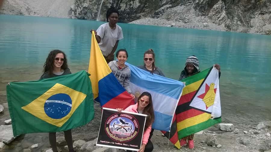 Huaraz: 3-hour Trek to Laguna 69 with Optional Lunch - Cebollapampa Base and the 8 km, 4620 m Hike