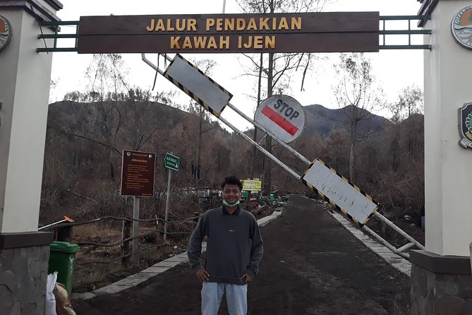 Ijen Crater Private Guided Trekking Tour From Bali - What’s actually included (and what that saves you)