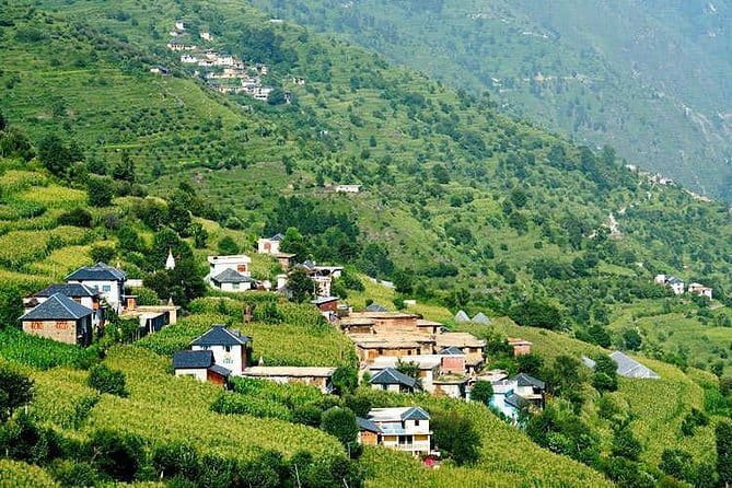 Indrahar Pass Trek with Manu Adventures India - Day 1: McLeodganj to Triund via Dhramkot and Galu Devi