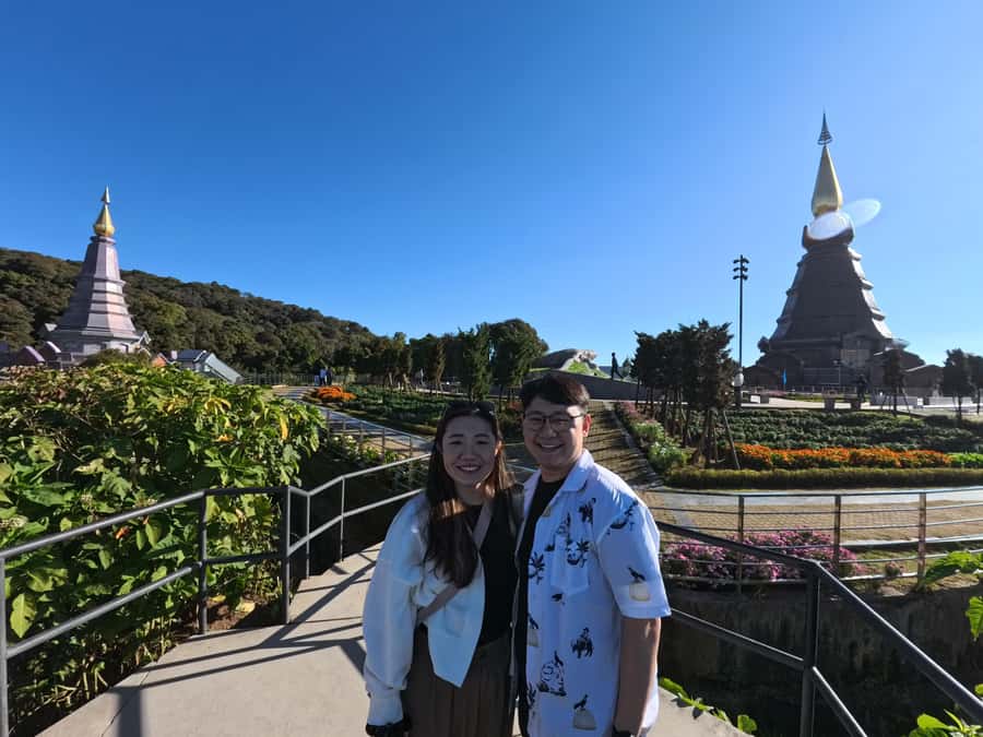 Inthanon national park, Trekking and Sightseeing in one day. - A nine-and-a-half-hour mix of waterfalls, hikes, and temples