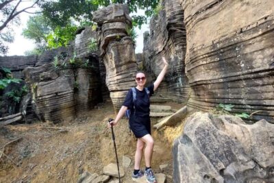 Jakarta: Sentul Pine Forest and Waterfall Trekking Tour - The day’s flow: 6:30 pickup, 30-minute rides, and a 2:00 return