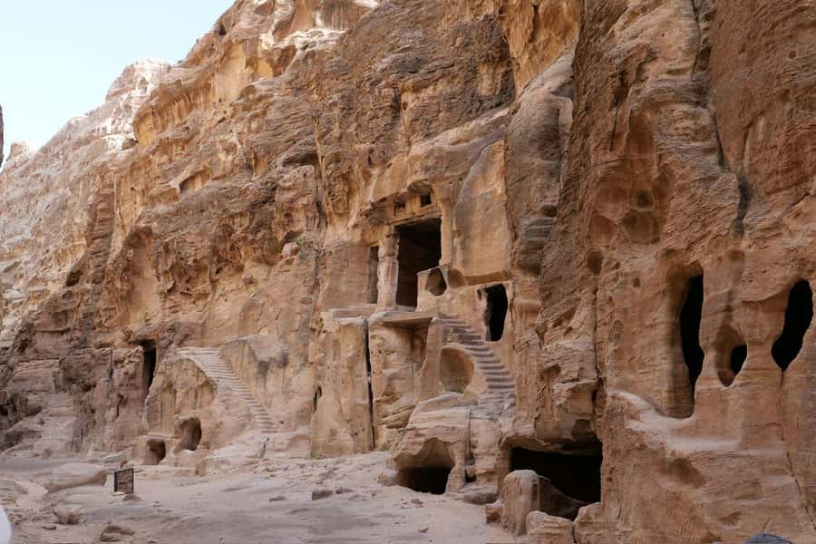 Jordan Trail: Dana to Petra 4-Day Trekking Tour - Camp life and meals: the part that keeps you sane