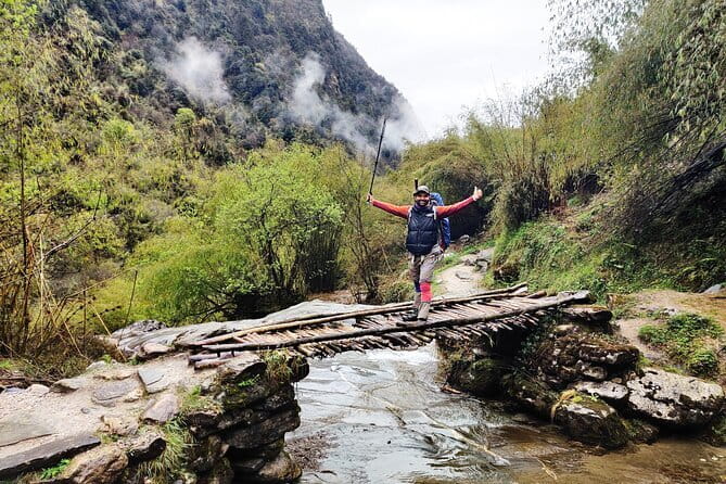 Kathmandu to Annapurna Base Camp (ABC) 5-Day Trek - Day 1: Pokhara to Sinuwa via Jhinu Danda and Chomrong