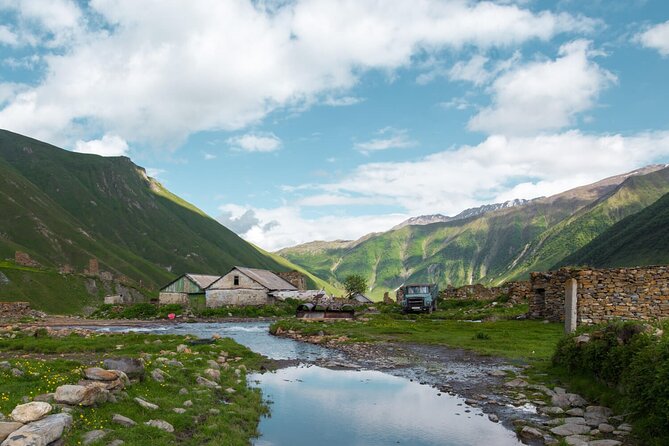 Kazbegi - One Day Private Trekking Tour to Truso Valley - Guide quality: why Keti’s style matters on this route