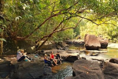 Kbal Spean Trekking Tour with Banteay Srei and Landmine Museum - Banteay Srei Temple: Pink Sandstone Details You Can Take Your Time With