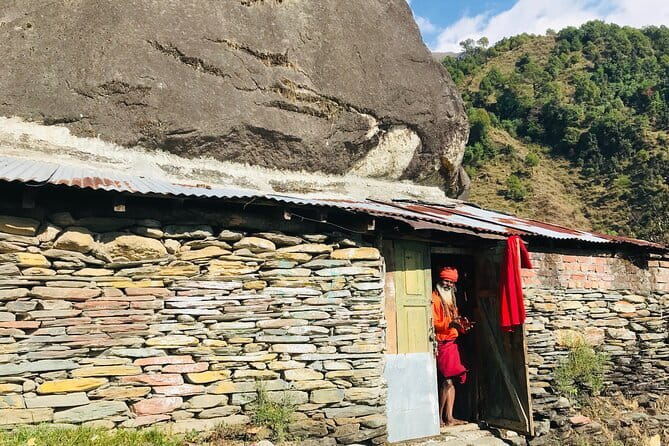 Laka Glacier Trek with Manu Adventures India - The Guide Team and Camp Life: What You’re Paying For