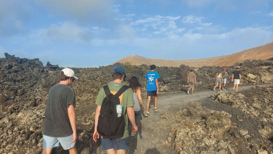 Lanzarote: Timanfaya Natural Park Trekking Tour - Lava rivers, crater views, and how the guide makes it make sense