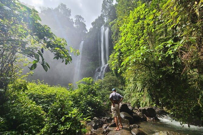 Lemukih Hidden Trekking Waterslide Sekumpul and Fiji Waterfall - Sekumpul and Fiji waterfalls: two wow stops, one connected water day