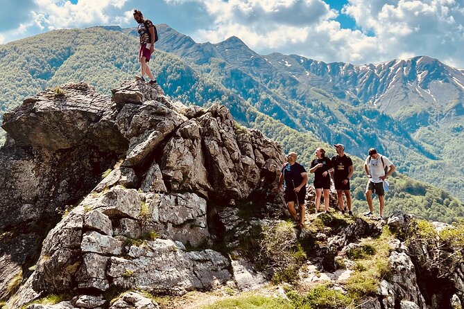 LUKOMIR VILLAGE HIKE & TREK TOUR (nature, hike, food & panorama) - How the 10-hour day flows: Bjelasnica, Umoljani, Studeni Potok, Lukomir, back