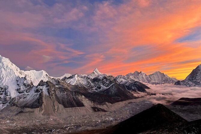 Luxury Everest Base Camp Trek -11 Days - Day 2: the Lukla flight that sets the tone