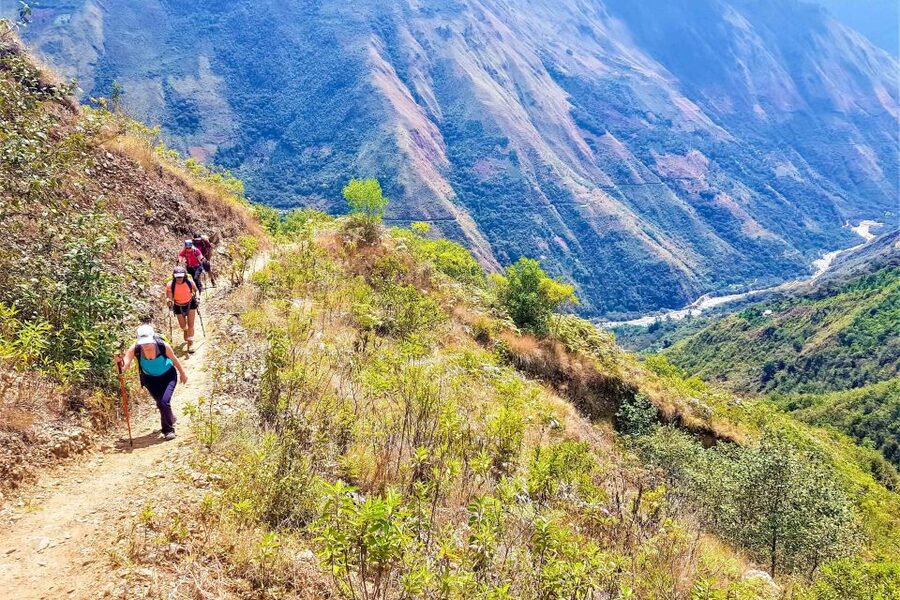 Machu Picchu: 5-Day Salkantay Trek with Panoramic Train - Day 3: Pachamanca, coffee farms, and a first Machu Picchu reveal