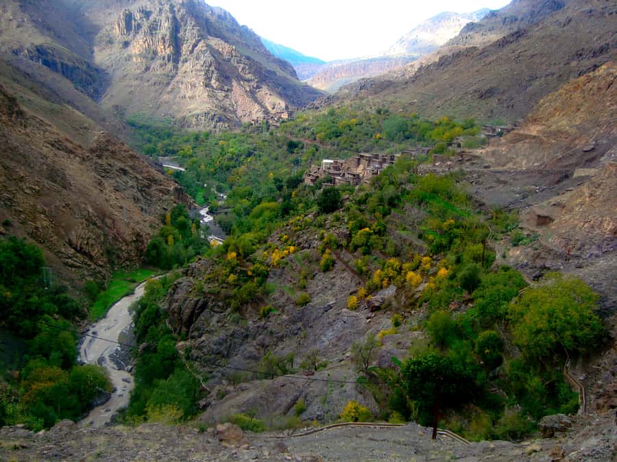 Marrakech: 2-Day Atlas Villages Trekking Tour - Day 2 Agoundis Valley hike: villages, gorge air, and a real second day