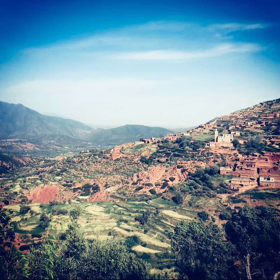 Marrakech: Guided 2-Day Trek to Imlil and Imnan Valleys - Day 1: Imlil to Tizi n’Tamatert, then down for lunch and up to Tacheddirt