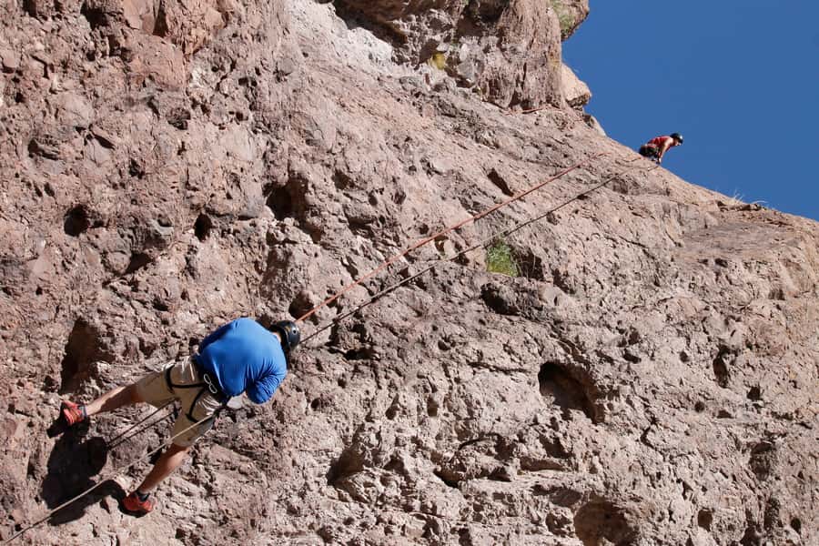 Mendoza: Trekking, Abseiling and Zipline - Zip line across the Mendoza River: swapping fear for speed