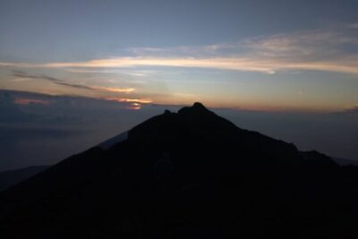 Mount Agung Sunrise Trekking Private Tours - Guides, radio contact, and staying calm when the weather turns
