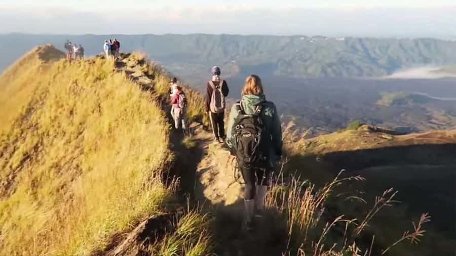 Mount Batur Sunrise Trek & Hot Springs Tour - Getting picked up (or meeting at Mt. Batur Lounge) before 2am
