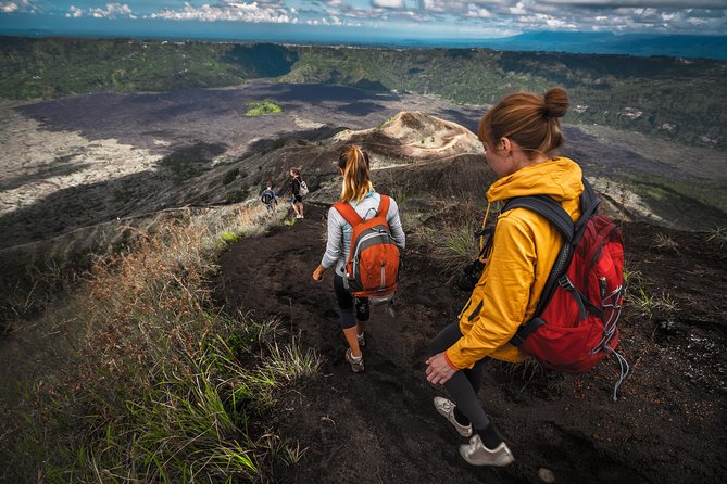 Mount Batur Sunrise Trekking and Rice Terrace Adventure - Mt. Batur Sunrise: The Reason This Tour Starts Before Daybreak