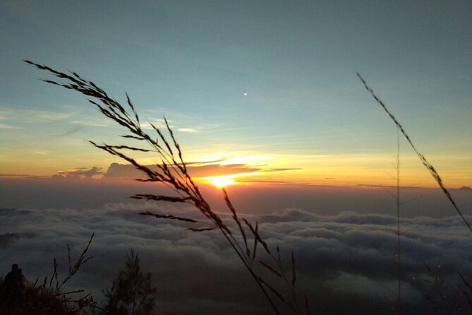 Mount Batur Sunrise Trekking with Private Guide and Breakfast - Choosing a guide: look for patient, photo-friendly support