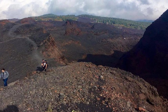 Mount Etna Advanced Trekking: Private Full-Day Tour from Catania - The morning from Catania: transfers that actually matter