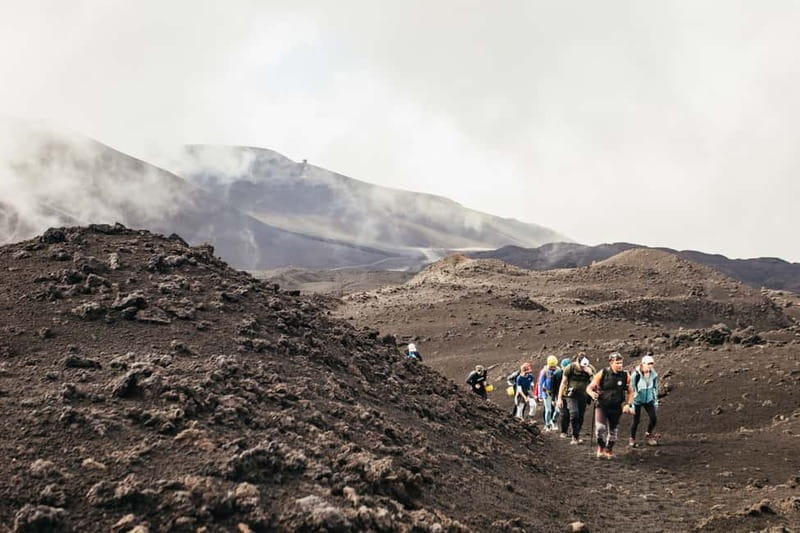 Mount Etna: Guided Trek 3,000 Meters to the Summit - The descent to 2,500m and the lunch break you should plan for