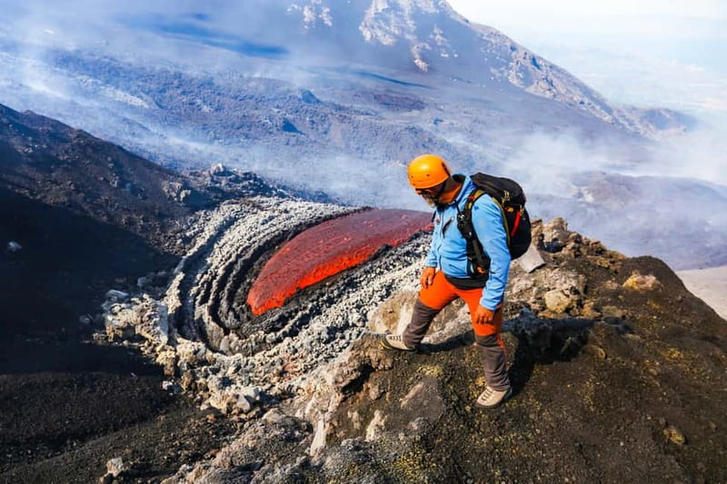 Mount Etna: Trek to 3000m with cable car and 4x4 - Entering the lava channel: what makes this part unforgettable