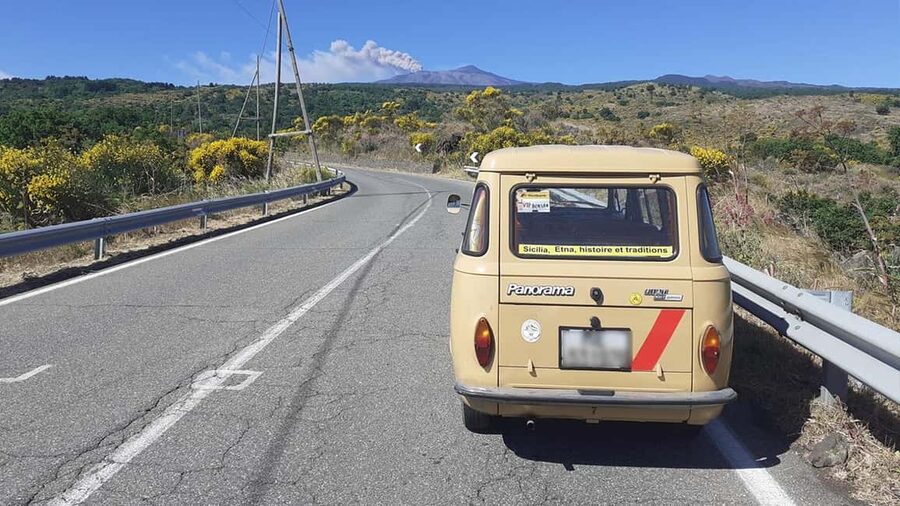 Mount Etna: trek with vintage car, tasting sicilian produtcs - Etna wine toast and typical Sicilian products stop