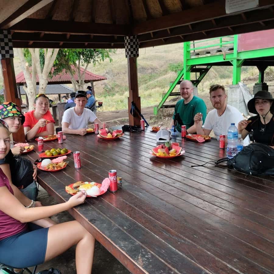 Mount Rinjani: 2-day 1-night Guided Summit Trek with Meals - Day 1: your first grind and the overnight on the mountain