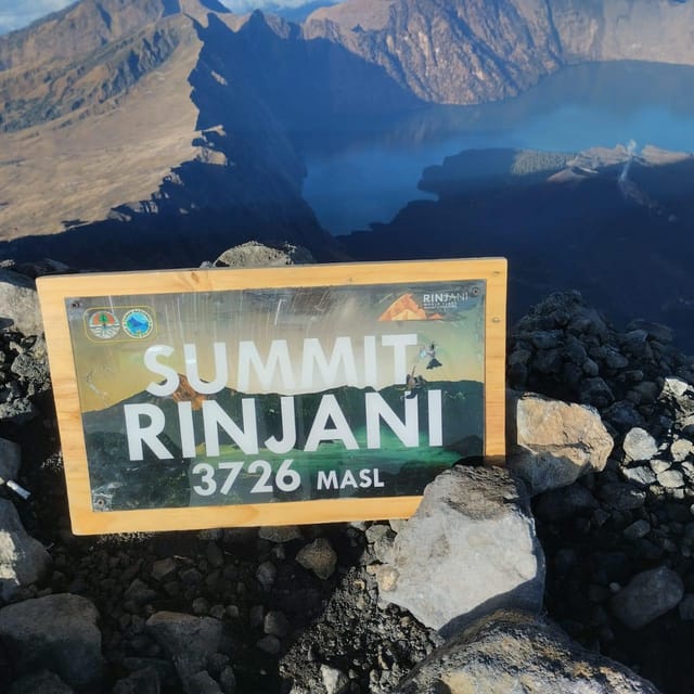 Mount Rinjani: 2-day 1-night Guided Summit Trek with Meals - Should you book this Mount Rinjani summit trek?