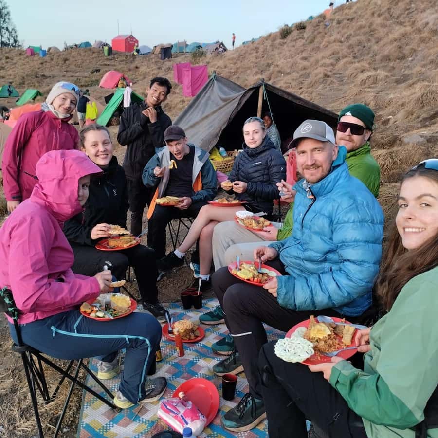 Mount Rinjani: 2-day 1-night Guided Summit Trek with Meals - Summit day: early push, brutal final ascent, and guide pacing