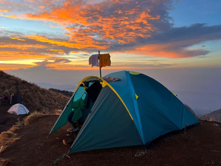 Mount Rinjani 2-Day Trek to Senaru Crater Rim - What to pack for a 5 kg day pack limit
