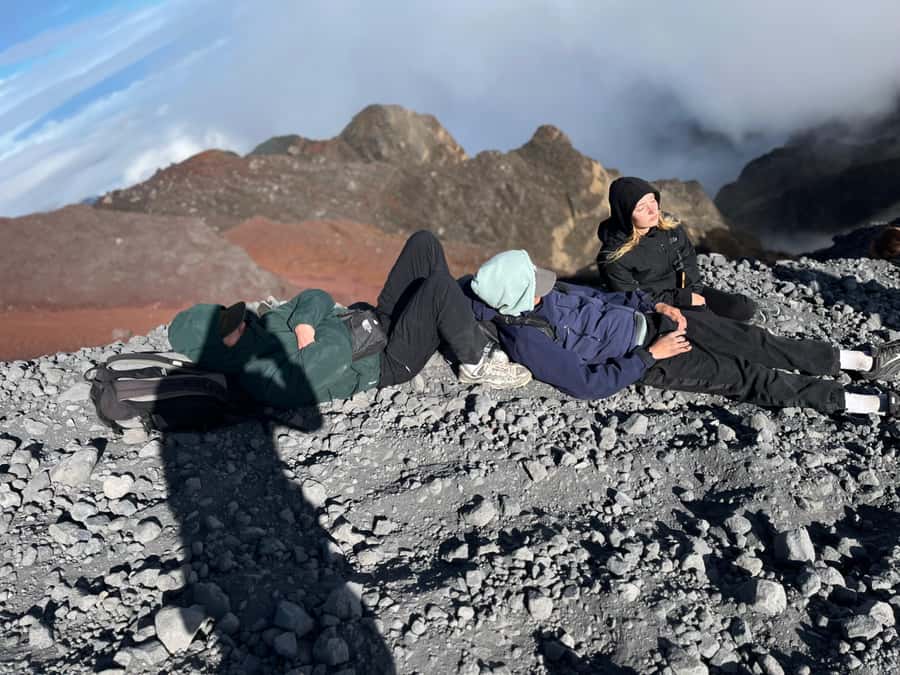 Mount Rinjani Trekking 2D-1N Summit - The Descent: Summit Satisfaction Plus a Long 5-Hour Finish
