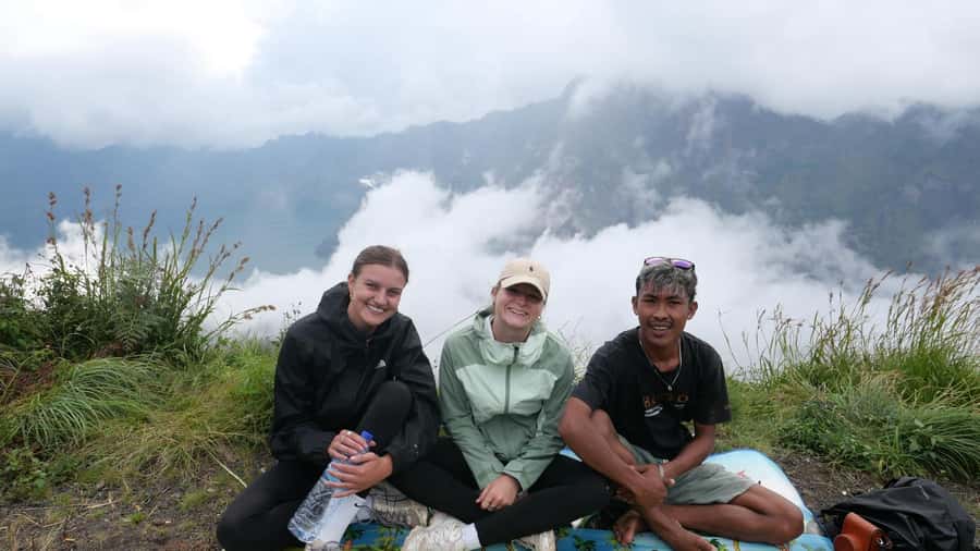 Mount Rinjani Trekking 2D/1N Summit Sunrise & Sunset Views - Sembalun-to-crater-rim Day 1: a full climb, then you sleep with the volcano