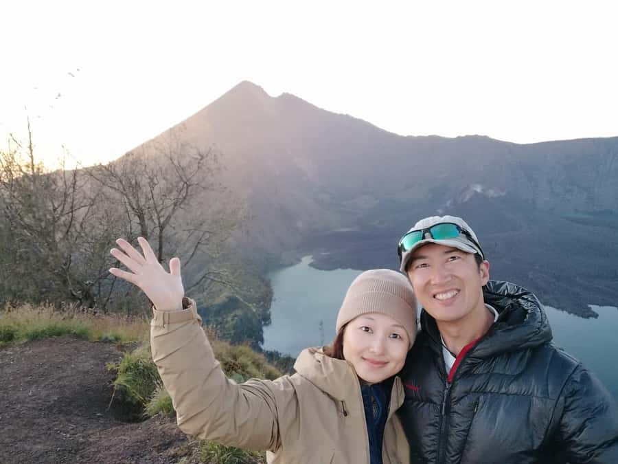 Mount Rinjani Trekking 2D/1N Summit Sunrise & Sunset Views - Crater rim camp life: meals, toilets, and what to do before darkness
