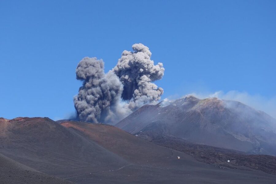 Mt Etna: Winter Trekking Tour with Optional Catania Transfer - The Southeast Crater Area: What “Active” Means Up Close