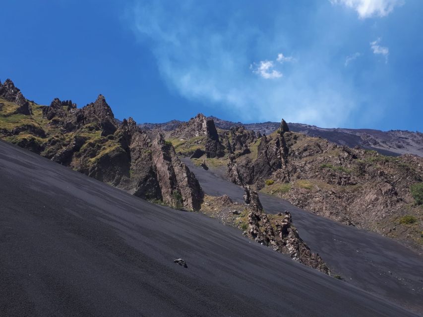 Mt Etna: Winter Trekking Tour with Optional Catania Transfer - Valle del Bove: Walking the South Wall of a Lava Basin