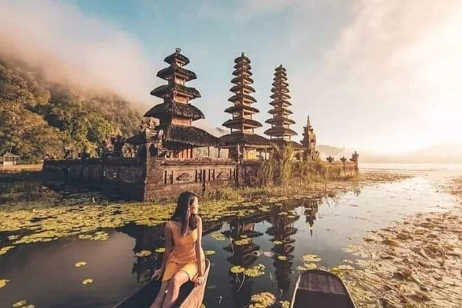 Munduk Twin lake Trekking, Ulun Danu Beratan & Hidden Waterfall - Munduk Twin Lake Trek: The best parts you’ll feel right away