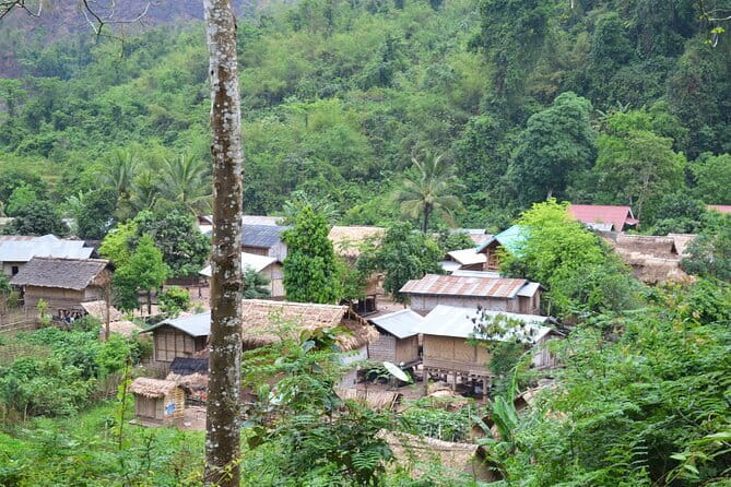 Nalan Trail and Khmu Tribe: 2 Days Trek in Nam Ha NPA - Guides, pacing, and the small-group advantage