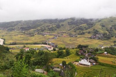 One day Trekking in Sapa and Muong Hoa Valley with local guide - Y Linh Ho to Lao Chai: terraced rice fields and lunch with real farm flavors