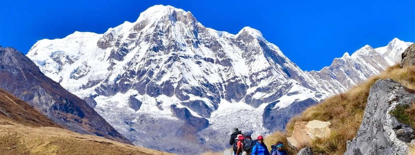 Pkr/Kathmandu: 5-Day Annapurna Base Camp & Hot spring Trek - Day four: sunrise at the higher views, then down to Bamboo/Sinuwa area (back toward 2340 m)