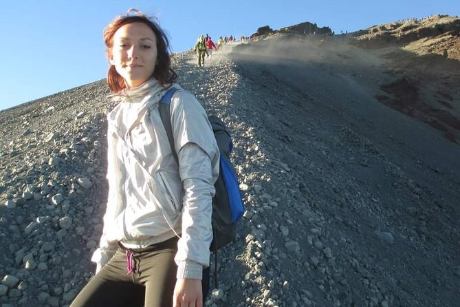 Popular Rinjani Trekking Tour Service To Summit For 2 Days Via Sembalun Trail - Weather and cold: the two things that decide your success