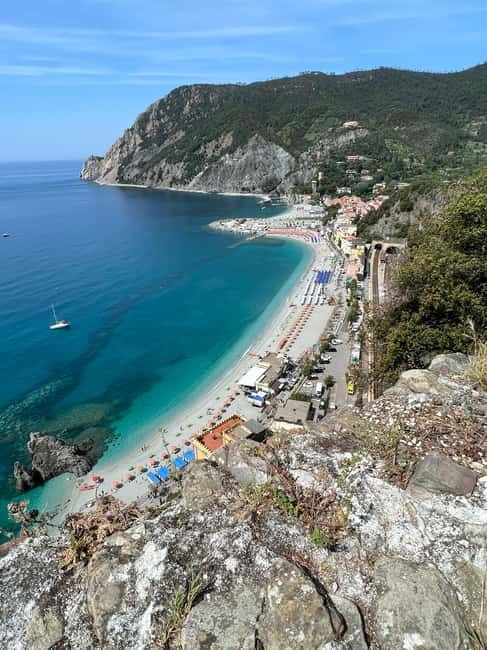 Private Cinque Terre Trekking Tour - Vernazza and Monterosso by train: less backtracking, more time enjoying