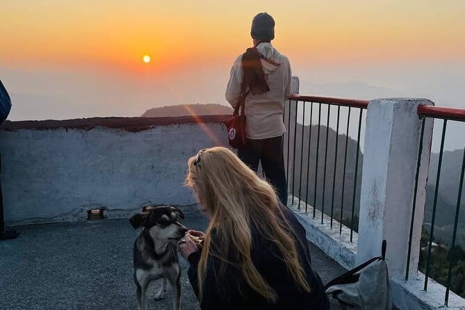 Private Guided Trek to Kunjapuri Temple & Waterfall at Sunrise - The 250 steps and temple basics (so you don’t get stuck)