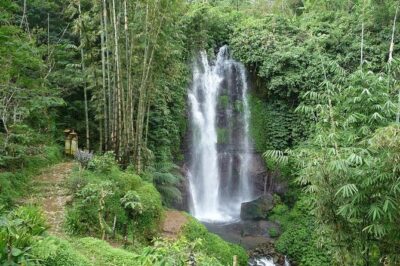 Private Munduk Waterfalls Trekking Tour - Village stops: meeting locals the respectful way