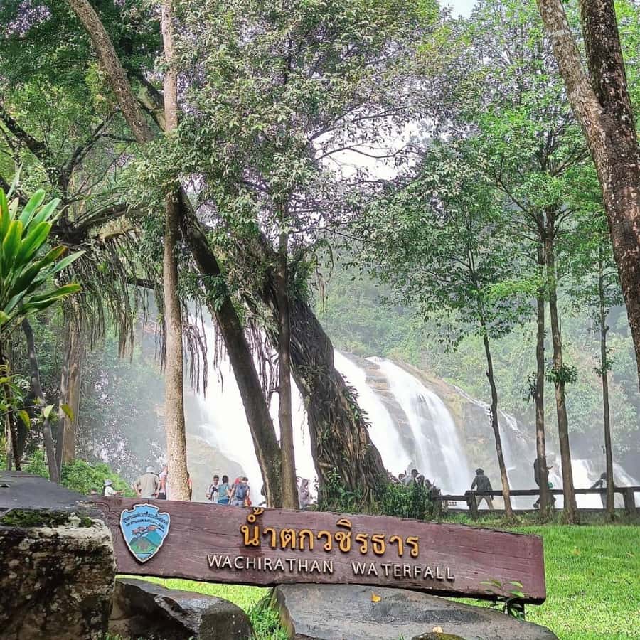 Private Tour Doi Inthanon, Trekking Kew Mae Pan Nature Trail - Phra Mahathat Naphamethanidon and the King & Queen pagodas