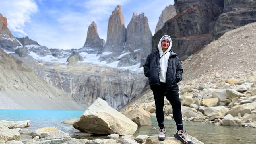 Puerto Natales: Base Torres Small Group Trekking - The guided hike up: 20 km, 900 m gain, and a last-stretch slowdown