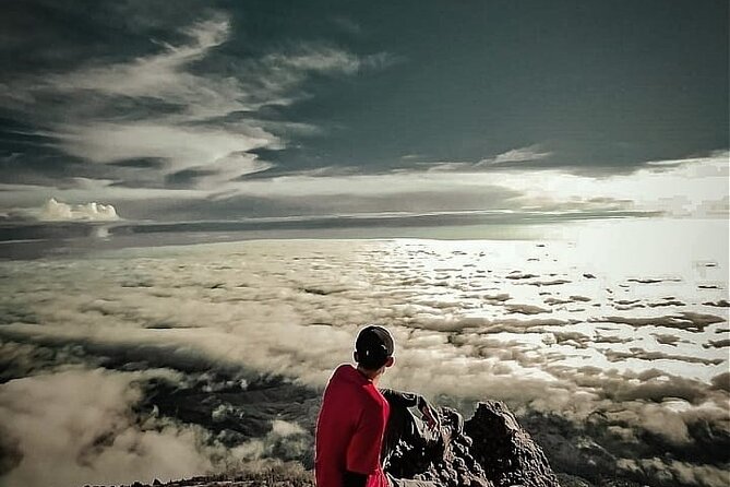 Rinjani Trekking 3D2N Summit - To The Spectacular Views - Day 3: The Hard Day Payoff—Senaru Rim, Segara Anak Lake, and Hot Spring Recovery