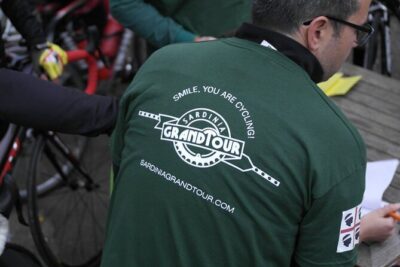 Road, Trekking or E-bike Bike Rental in Cagliari - Bike choices: road, trekking, and e-bike options